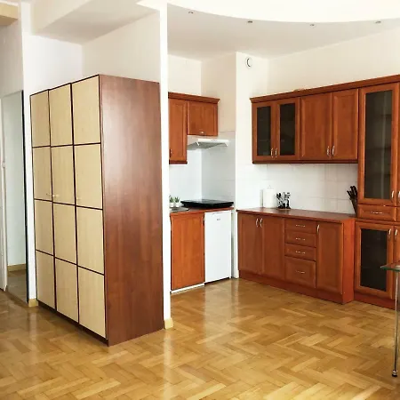 Sienna 93 - Cozy By Homeprime Apartment *